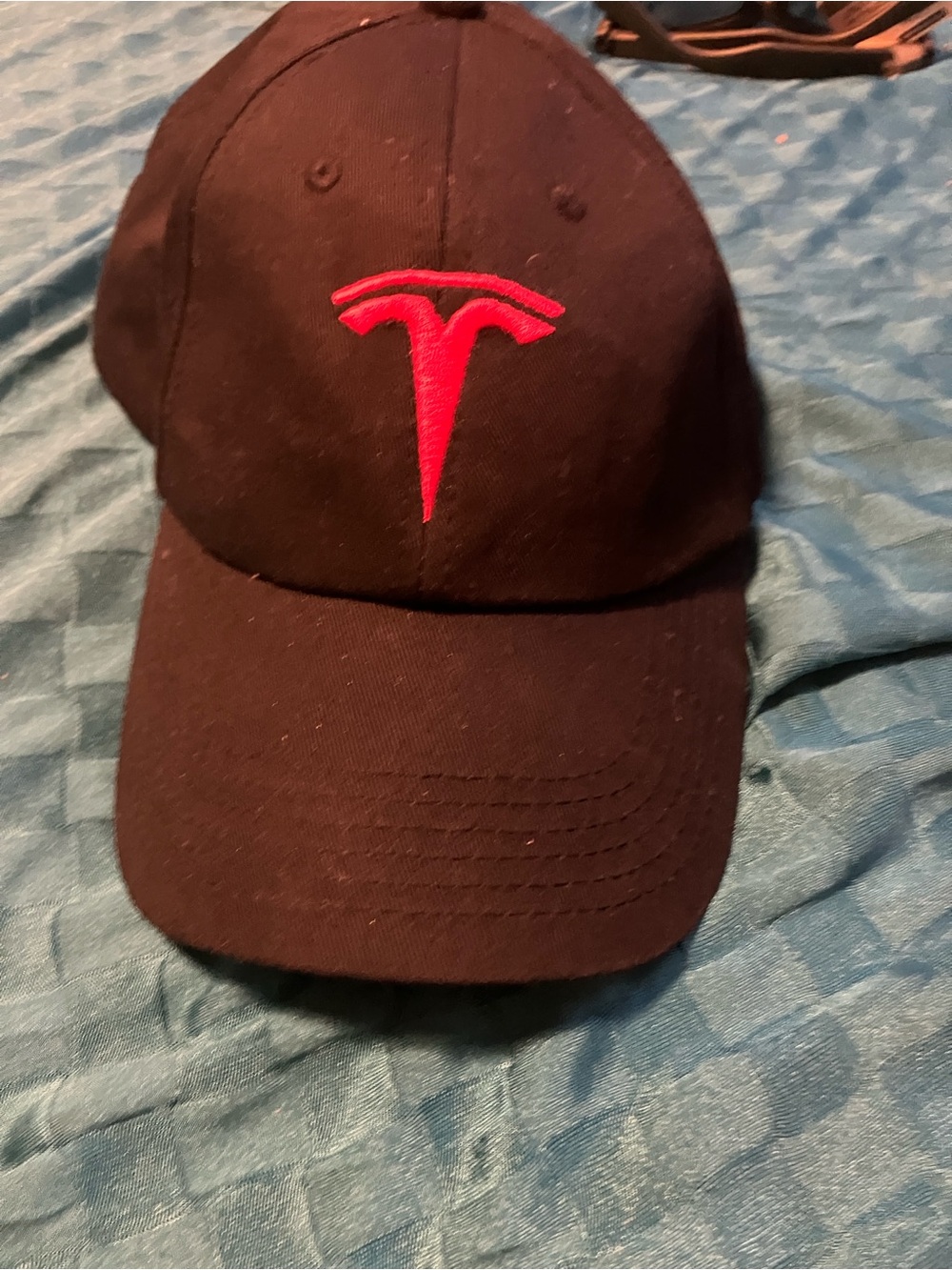 NWT Tesla adjustable adult baseball cap , black with red graphics